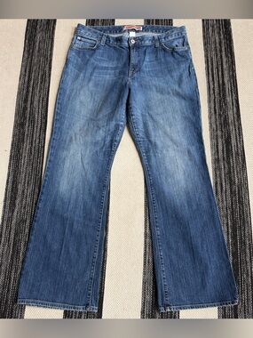 Gap Jeans Women's Blue Curvy Flare Jeans Size 16R